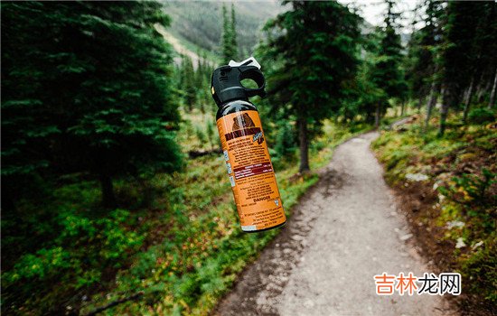 出轨往往和背叛与不信任挂钩 婚姻的基石不仅仅是爱，更多的是信任
