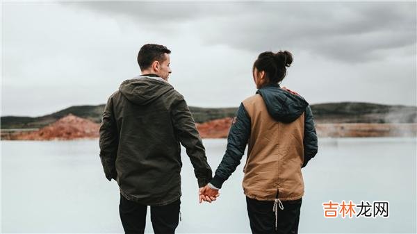 01总有一些人 拆散儿子的婚姻后，我才知道儿媳有多好