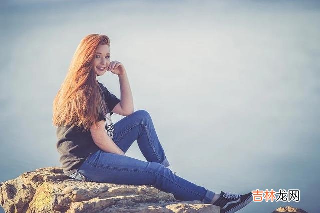 01放弃一个人 一边经营感情,一边过日子,只要不放弃,肯定会越来越好