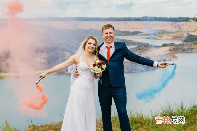 01有些人结婚靠的是运气 盲目对离婚女人和丧偶女人有偏见的人，都是他们自身有问题