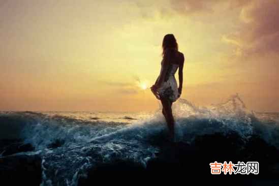 不要一出轨首先想到的就就是男人 看清容易出轨的女人面相，男人碰到这些女人要留意哦