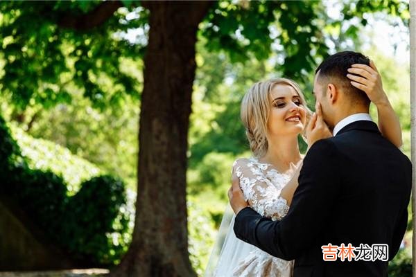 01现实中很多人犯错之后 我已经结婚了，对方没要彩礼，还跟我一起买了房