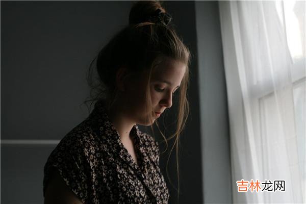 01谈及弱势的人 什么样的女人，才能活成既强势又幸福的女人？