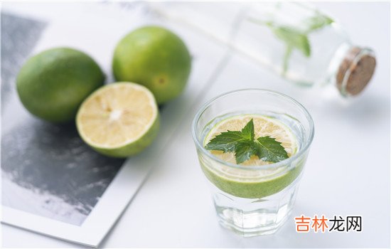 在恋爱中两个人会产生很多问题 如果两个人一个月都不去联系那么你们的婚姻也就走到了尽头