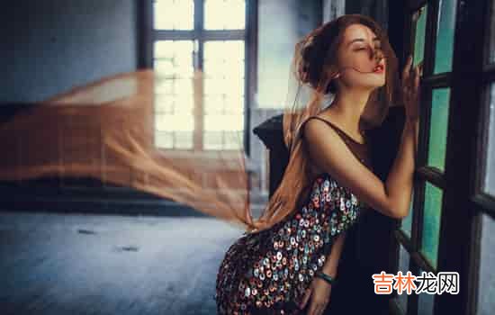 老公婚后还和前妻保持着联系 夫妻之间想要建立信任，沟通是最不可少的方式