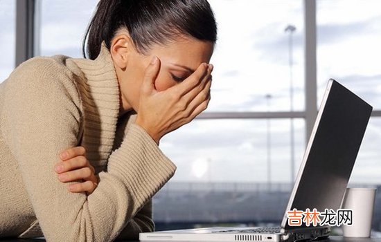 老公自卑不自信怎么办？面对自卑的男人 优秀的女人确实会让老公产生危机感