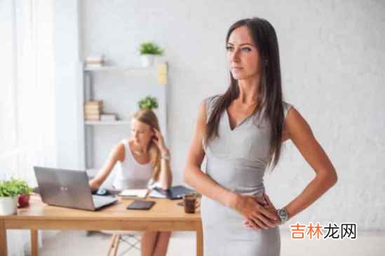 婚外情如何说分手？很多陷入婚外情的当事人即使认识到自己的错误 在他处于低谷或心情低落的时候，也不要提及分手