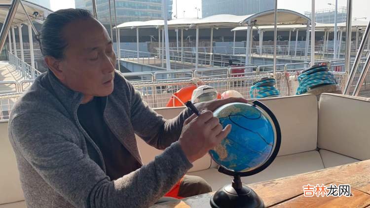 本文转自：周到上海网历经504天 504天！从上海出发回到上海，“中国鲁滨逊”翟墨完成人类首次不停靠环航北冰洋之旅
