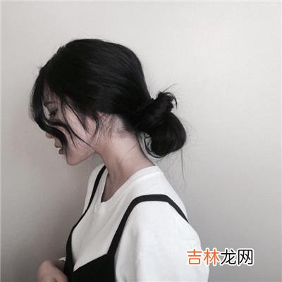 张桂梅是丽江华坪一个小山村里的女子高级中学书的校长。|请把主动权掌握在自己手中，做一个独立的女性吧！