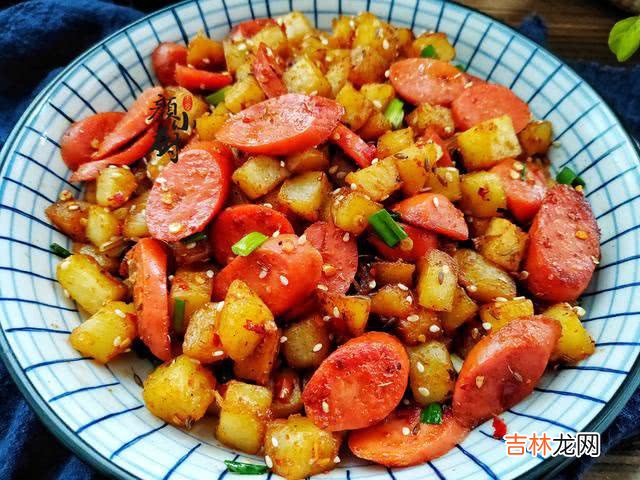 土豆炒火腿肠的做法 土豆炒火腿肠的做法步骤