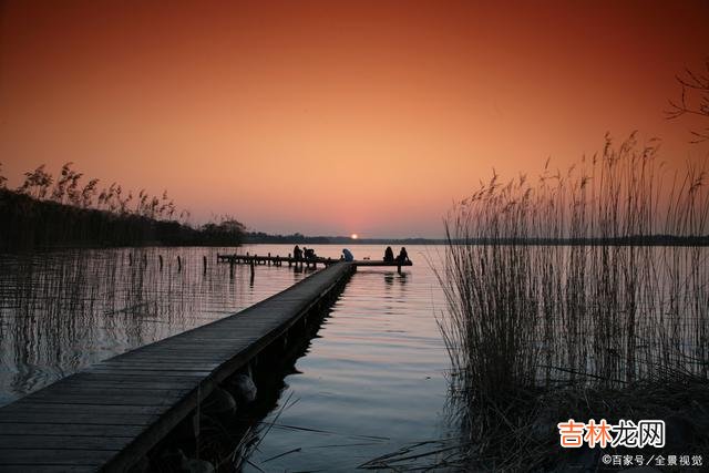 当爱情来临时 不是恋人，却拥有了恋人的全部表现，这就是爱情降临的征兆