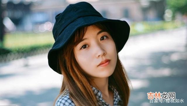 人是生物界唯一可以接受暗示的动物。|有些人出现在你的生命中,爱慕你一程,带给你一份快乐