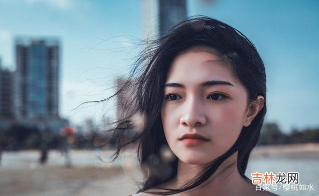 软肋 真正的朋友，不会密切往来，而是各自忙碌，有事才联系