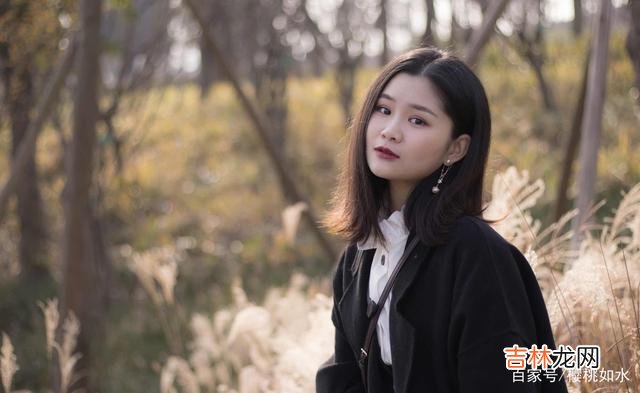 预言未来的陪伴与守护，难道不是保鲜爱情的情话吗？