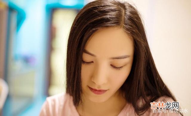 撩女人这件事 男人撩女人不过是为了一种新鲜的感觉，根本不会是追逐优秀与美好