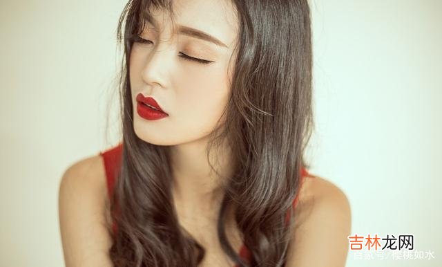 女人的深爱 世上并不缺少爱，最缺少的是发现爱的眼睛