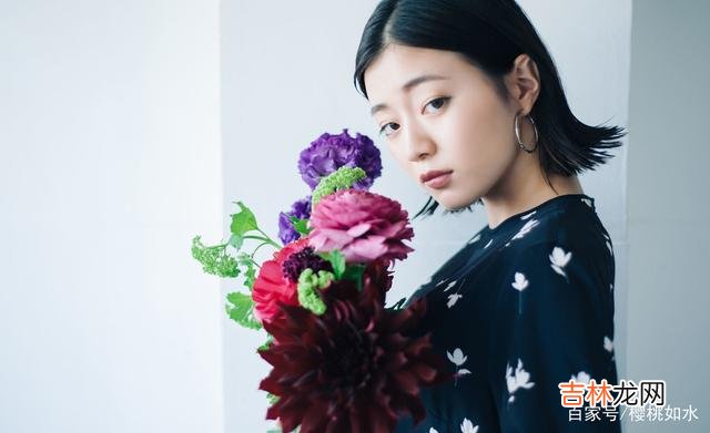 女生的喜欢 女生爱你至深时，心疼也是很明显的