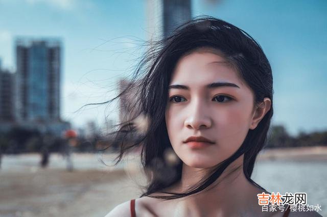 别选择错的人来爱和追随 含情脉脉地注视，甜到齁人的情话，大抵任何一个男人都无法招架住