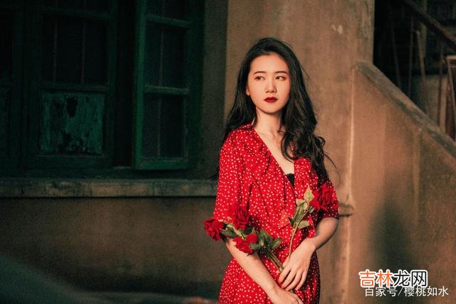 爱情之左是什么？大抵是朋友之上 守护很久，却敌不过别人的一堆情话
