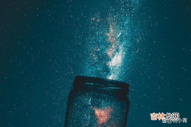 对于金钱 与人交往，懂得装穷的人，才是真正活得通透，活得清醒的人