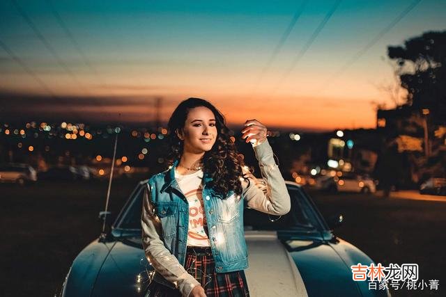 01-记得《千与千寻》里说过这样一句话：“不管前方的路有多苦 有的女人，心根本就捂不热，你可别贸然去尝试