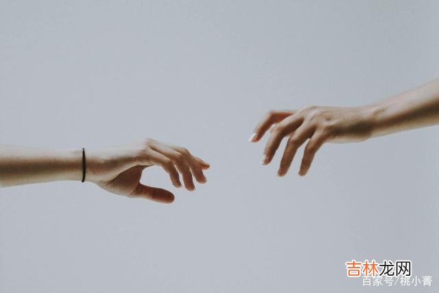 这世间 相爱却无法夫妻的两个人，就做最熟悉的陌生人吧