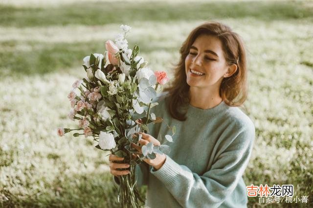 《怪你过分美丽》里说过：“想要被人爱 想要被人重视，你就要努力让自己成为高价值的人
