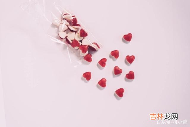 Chapter01有这样一句话：“我是...|一个男人有多爱你，你的心里应该自有衡量，别傻傻不懂了！