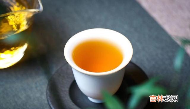 “善于观察的人 其实，很多小事与细节，最能看透一个人，看清一个人
