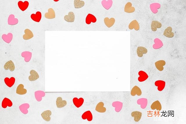 有一天你会明白，女人想“撩”你，往往会这样暗示你