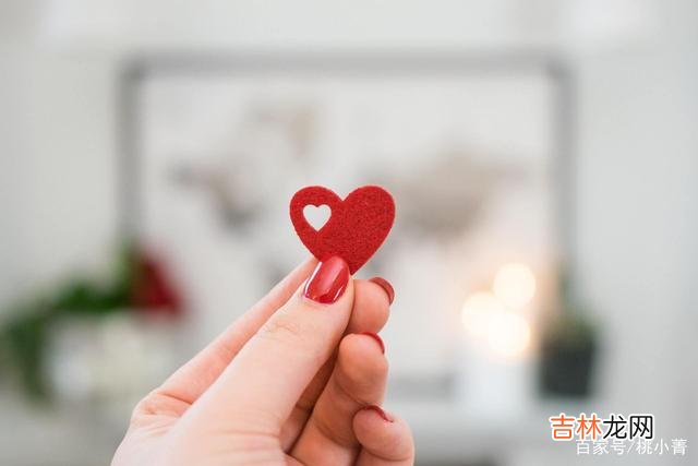 随着科技的发展 你想要被男人抢着爱，就该好好经营自己的朋友圈
