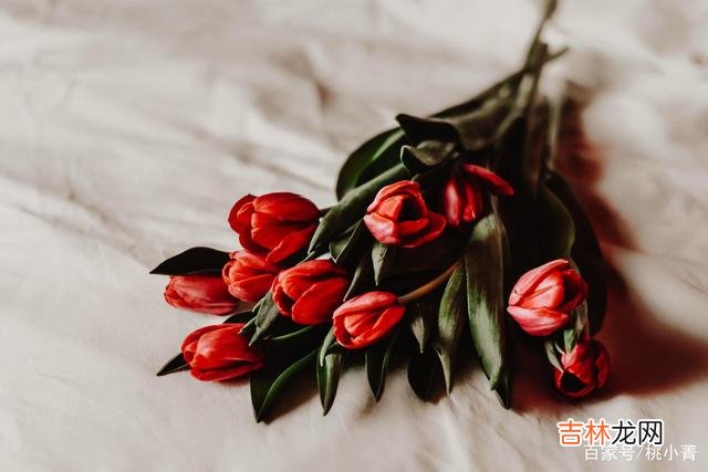 在乎 男人的在乎，从来都不是用言语表达的，而是靠行动来证明
