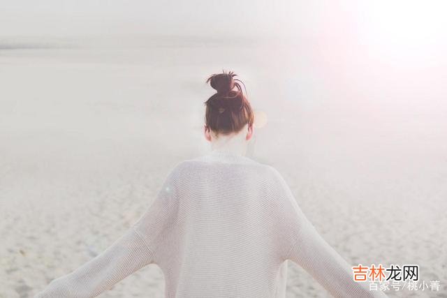 伏尔泰曾经说过：“外表的美只能取悦于人的眼睛 让男人着迷的，从来都不是女人的美，而是女人身上那股恬静的气质