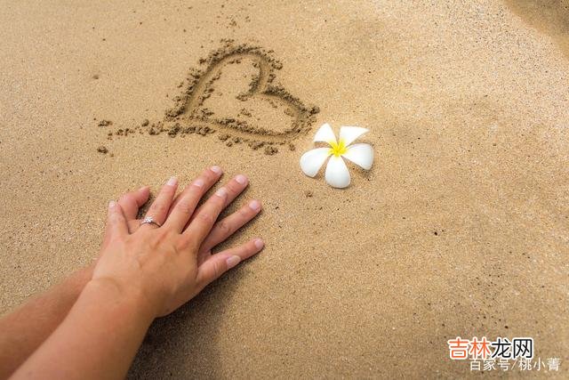很多男人都在抱怨中年女人难追 中年女人被你“搞定”后，会有这些异常表现，很明显