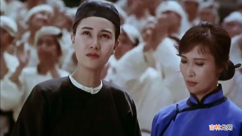 你觉得她是母亲，其实她只是婆婆