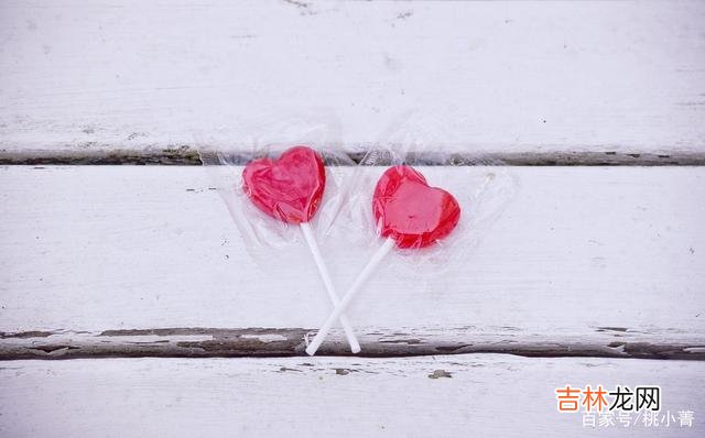 在追爱的路上 容易上手的女人，其实就是想让你得手的女人，她所做的一切