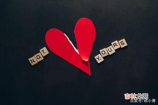 每一个坠入爱河的女人 尽管只是很简单的两个字,很多人却始终说不出口