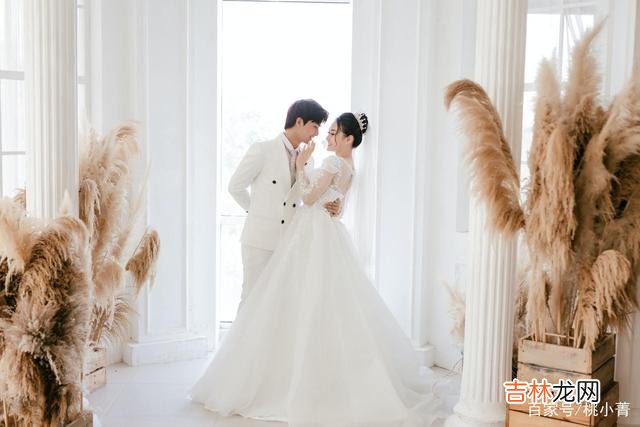 对于年过四十的中年男人来说 年过四十，男人想要的夫妻生活，其实就是有沟通，有交心的
