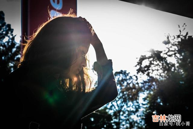 生活往往会呈现两种趋势 越过越苦，早有征兆出现，是你自己不重视，也就怪不得老天不公平