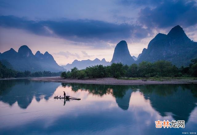 有人说：“人到中年之后 赚钱固然重要，可陪伴家人更加重要