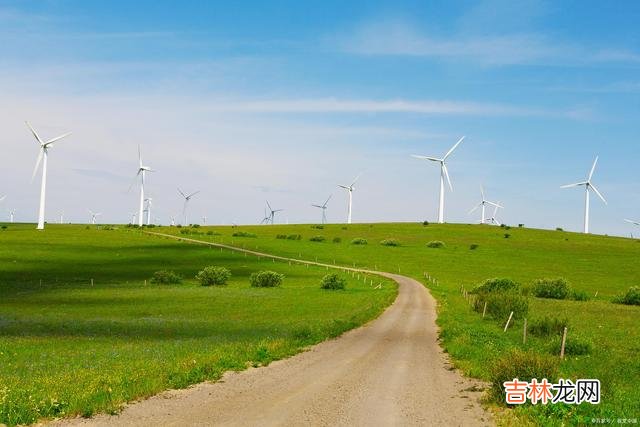 王尔德说：“在我年轻的时候 有钱的日子叫生活，没钱的日子只能叫生存