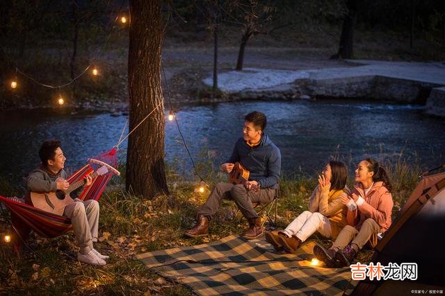 女生给我倾诉,她爱上了一个渣男,男生的态度让她心无法平静