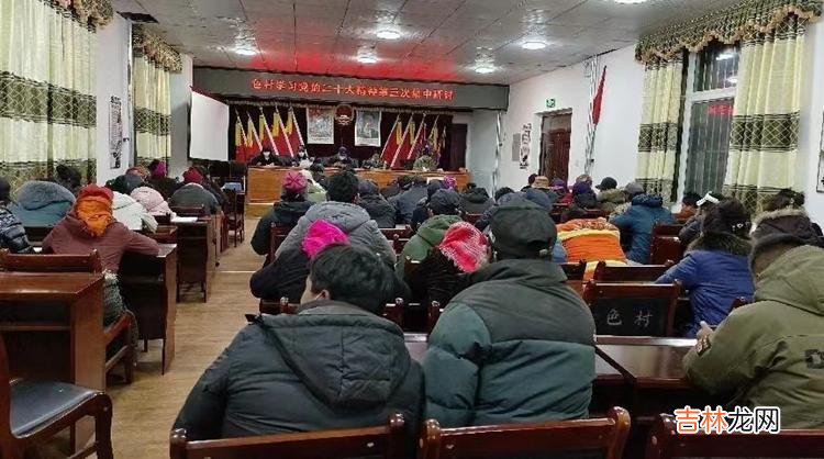 最美情侣装!这对夫妻,双双荣立一等功