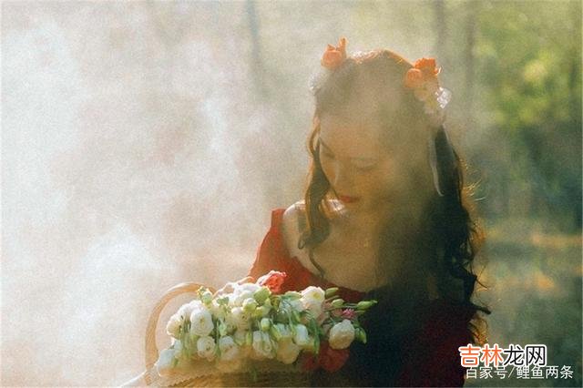 早上的时候 42岁的姐姐告诉我：不论男女，多数人的背叛，都从2个字开始