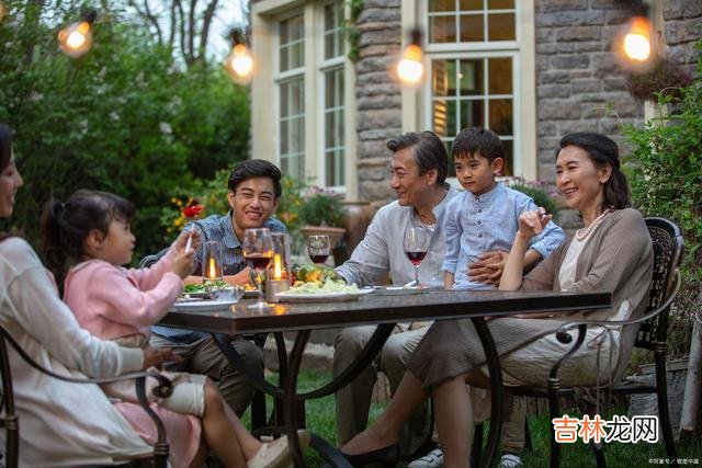 关于亲戚这种关系 亲戚之间的关系，你是如何看待的？