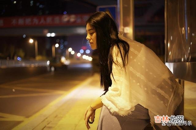 普遍情况下 女生带男生来家里，多半可以说明两个人比较信任，别不知道