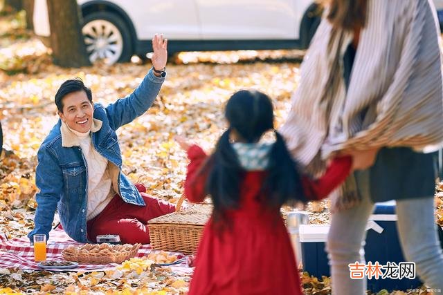 发朋友圈有这2种担忧和困扰的人，就说明骨子里很自卑