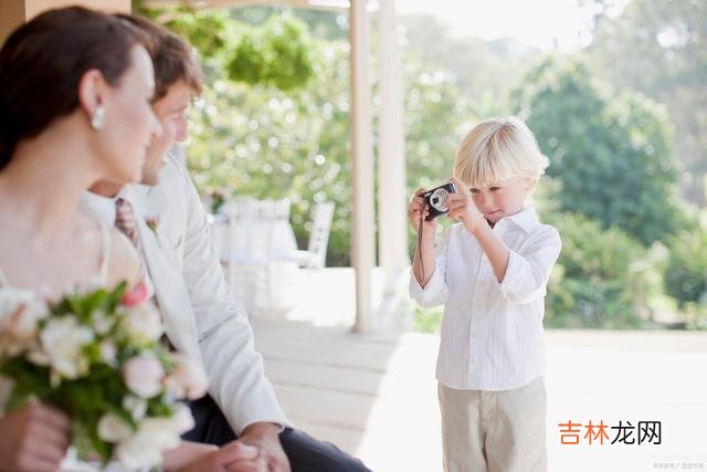 我在生活中 一个女生在恋爱中的主动，并不意味着就在这段关系里处于下风