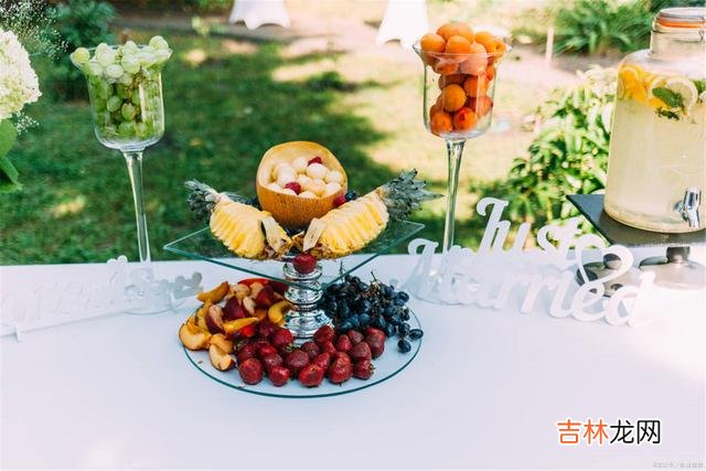 因为陕西某男子的家暴事件 2个例子提醒你：家暴的时候，一个巴掌拍不响的