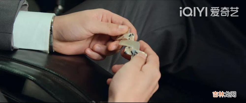 《风吹半夏》：一顿“男权”自助餐，揭开了许半夏欲望难填的隐痛